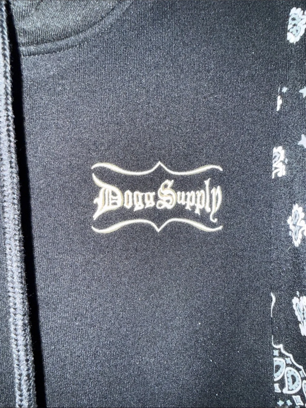 Dogg Supply by Snoop Dogg Hoodie with Front Script Logo Men’s Size Medium 🔥 G1
